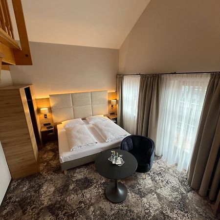 Appartment-Hotel-Hoelzl Ґрюнвальд Екстер'єр фото