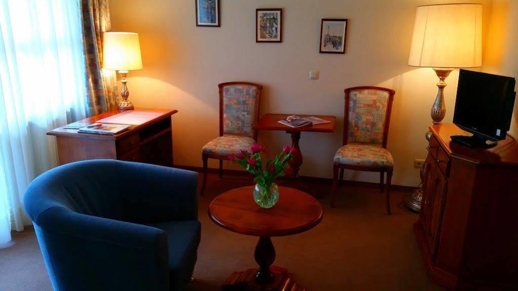 Appartment-Hotel-Hoelzl Ґрюнвальд Екстер'єр фото